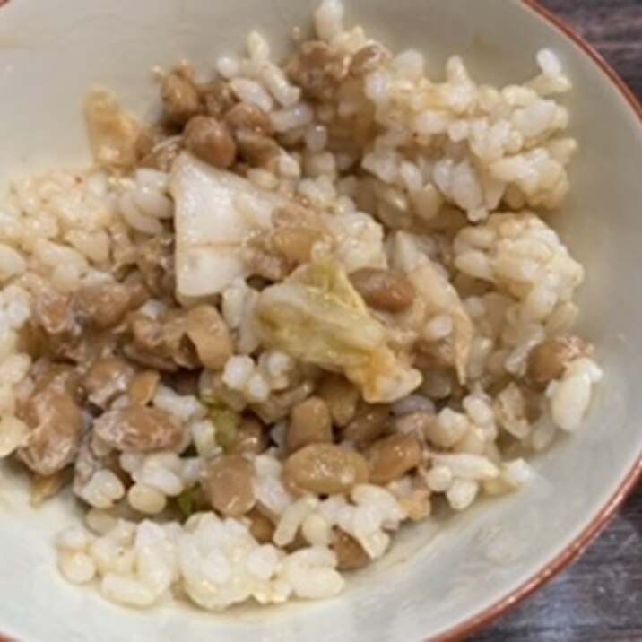 玄米とキムチ納豆丼